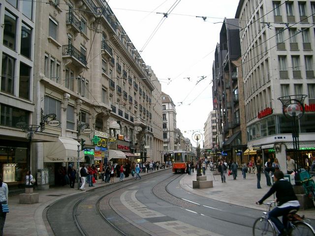 Geneve, Rue de marche