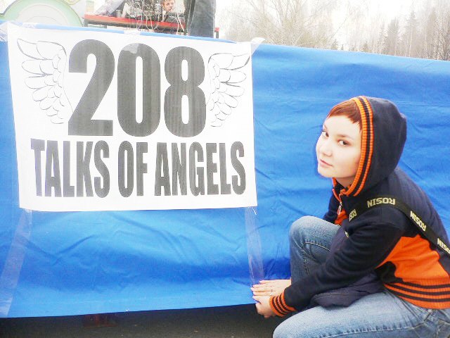 208talks_of_angels