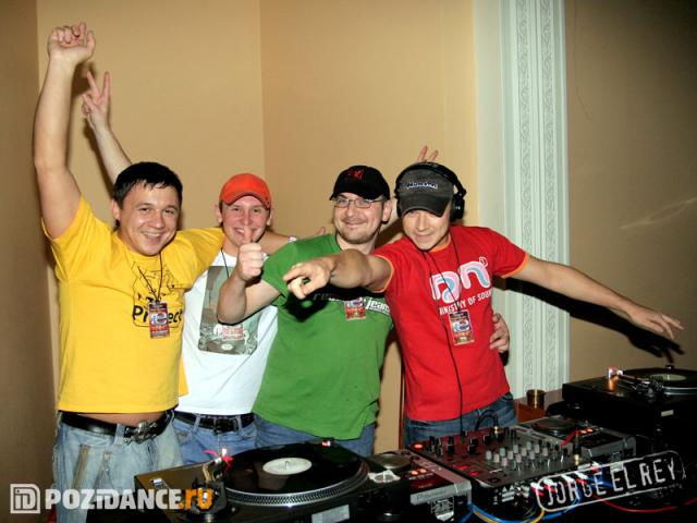 DJ Conspirator, DJ Apelsin, DJ AL & DJ Rise @ Retro Party SP Session |  